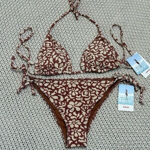 NWT Roxy Free Fallin Floral Bikini Set - Size Medium